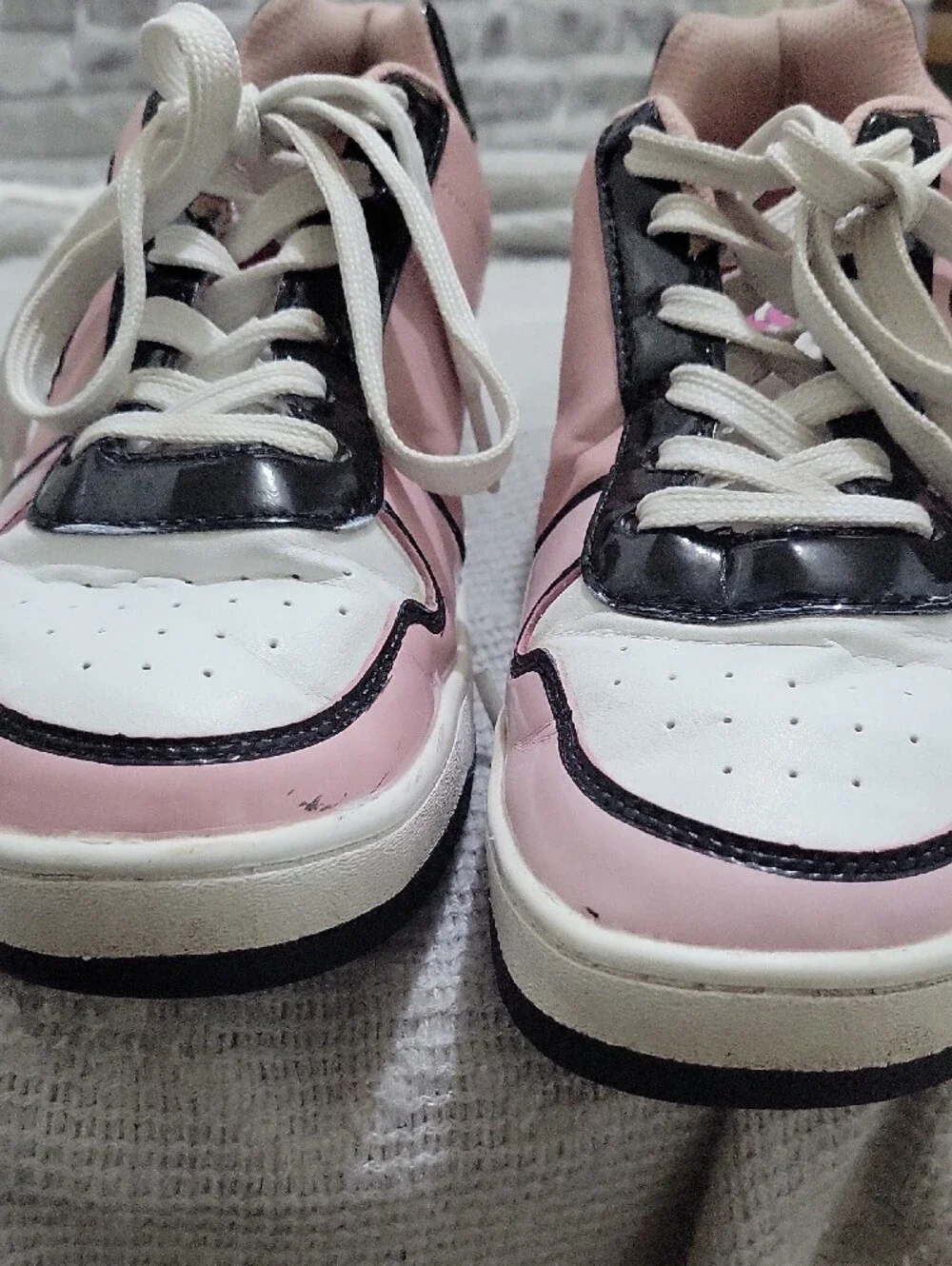 Hello Kitty Pink, White, Black Low-Top Sneakers Women's Size 10